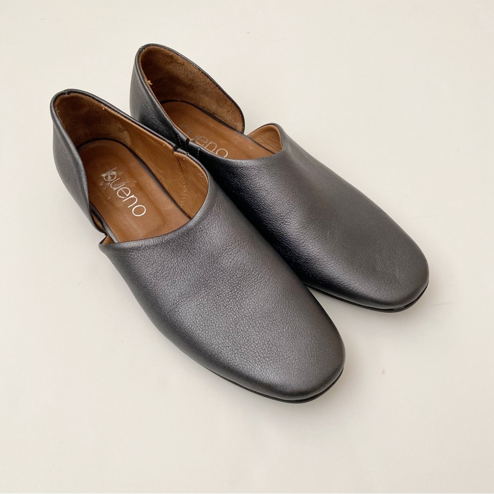 Bueno Leather Flats